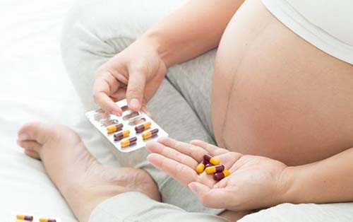Phụ nữ có thai có thể uống một vài loại thuốc điều trị đau răng